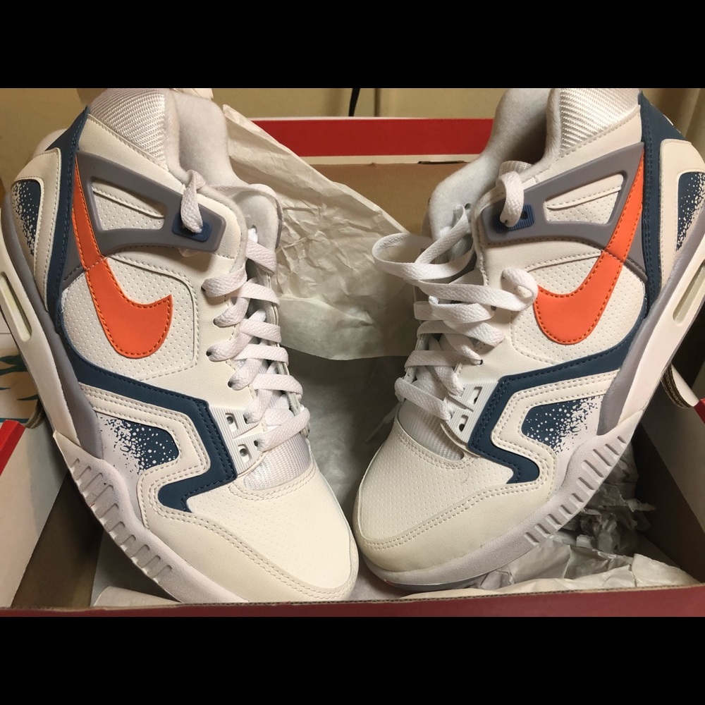 Nike Air Tech Challenger II